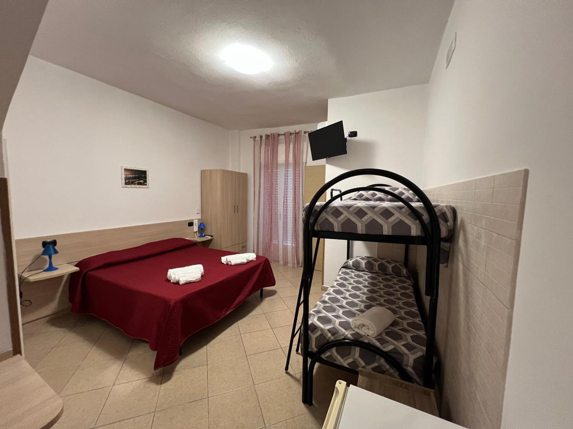 Albergo Florida Capo Rizzuto Exterior photo