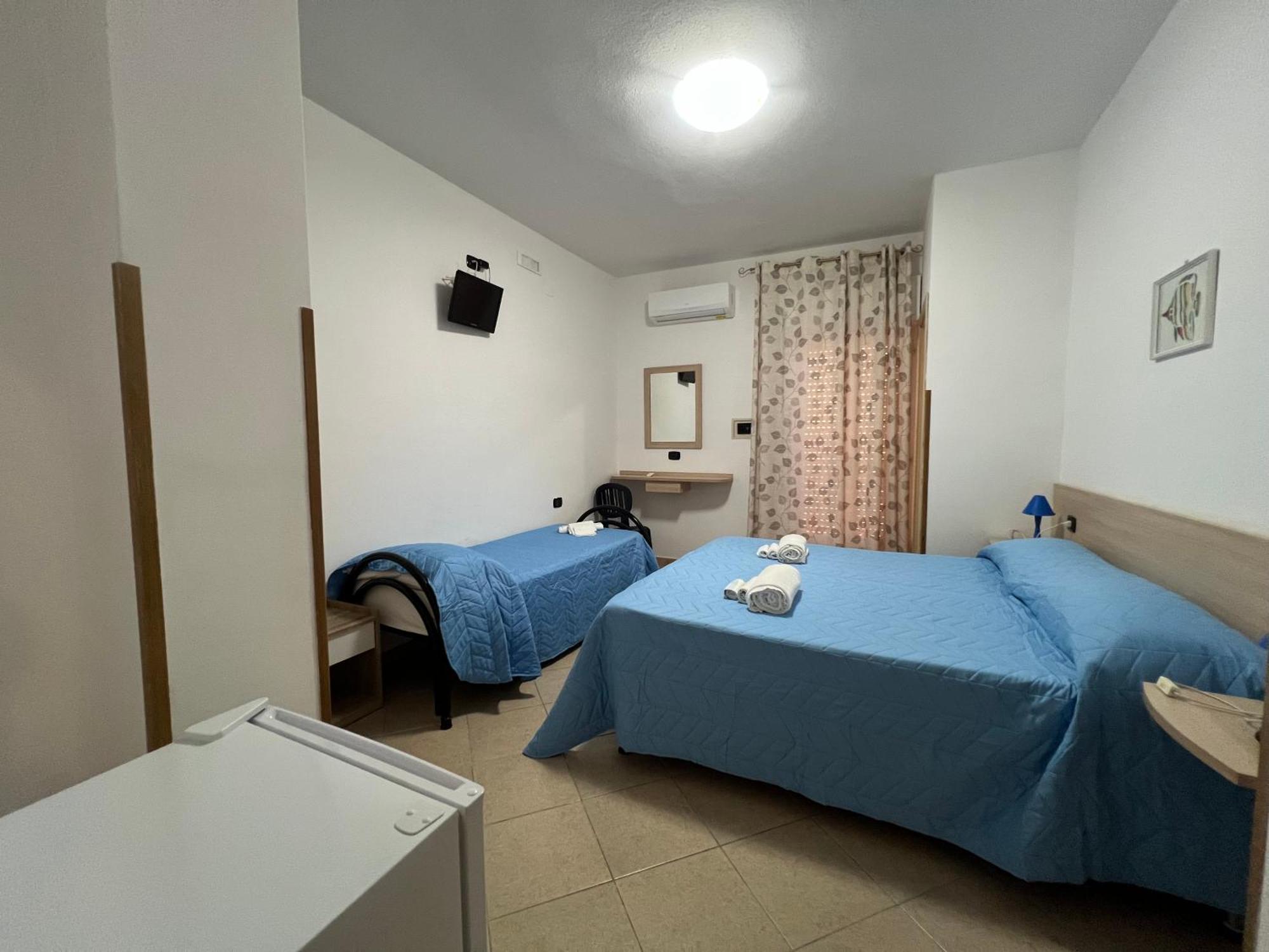 Albergo Florida Capo Rizzuto Exterior photo